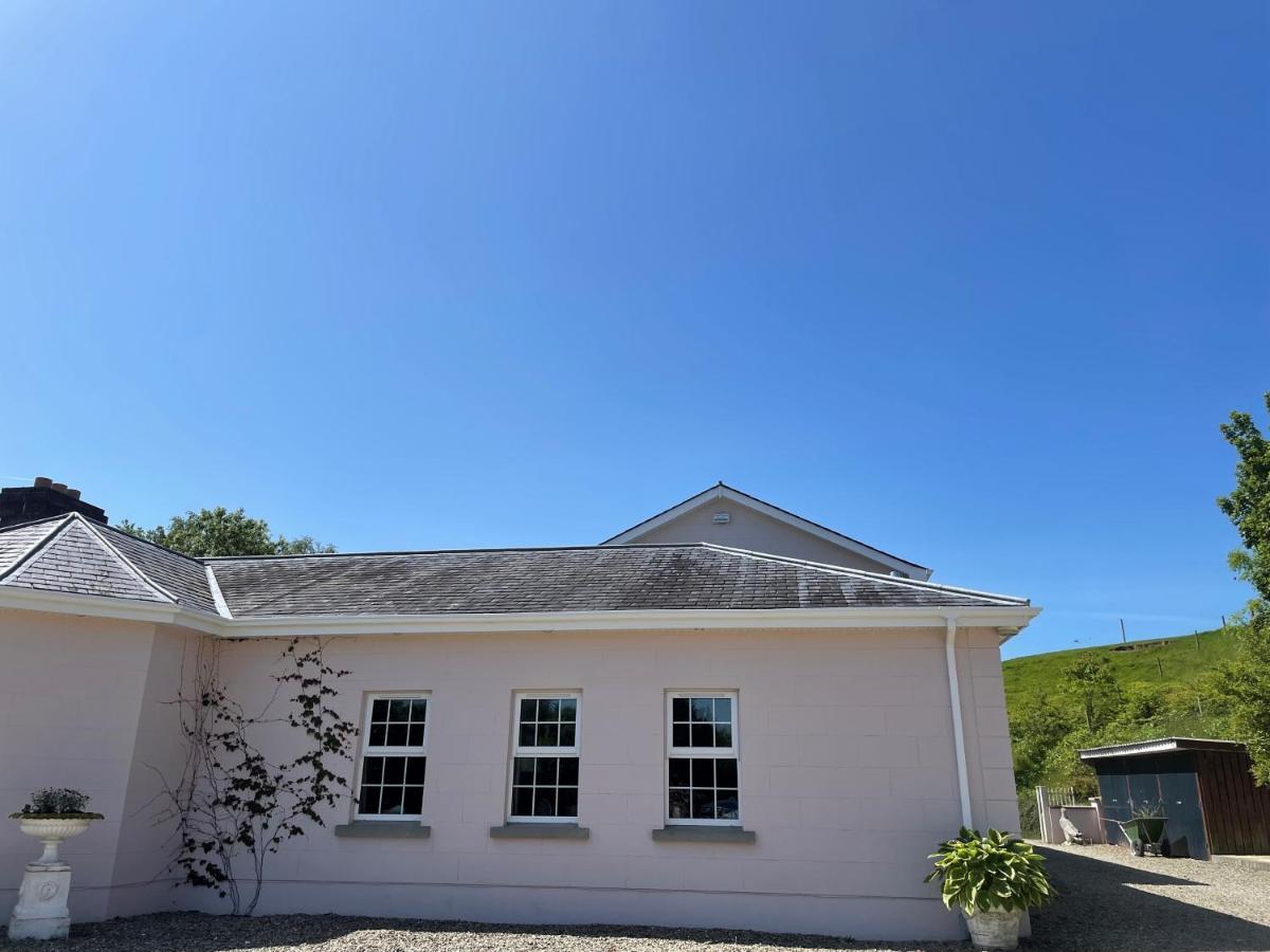 The Cottage At Riverbank Ballinamallard Buitenkant foto